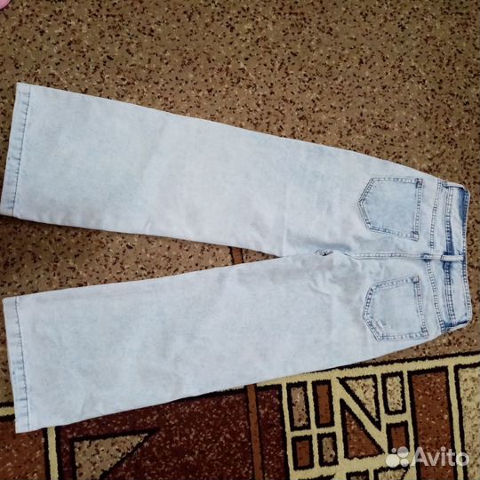 Джинсы женские