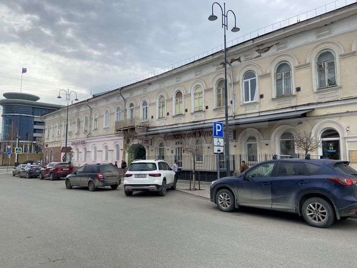 Торговая площадь Коммуничтическая 47