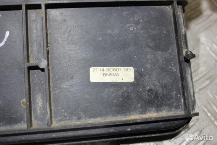 Диффузор вентилятора Ford Tourneo 2002-2013