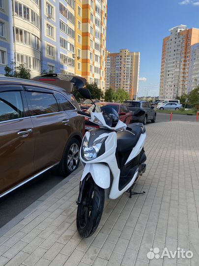 Продам Скутер Symphony 125