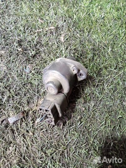 Клапан холостого хода Suzuki Escudo G16A