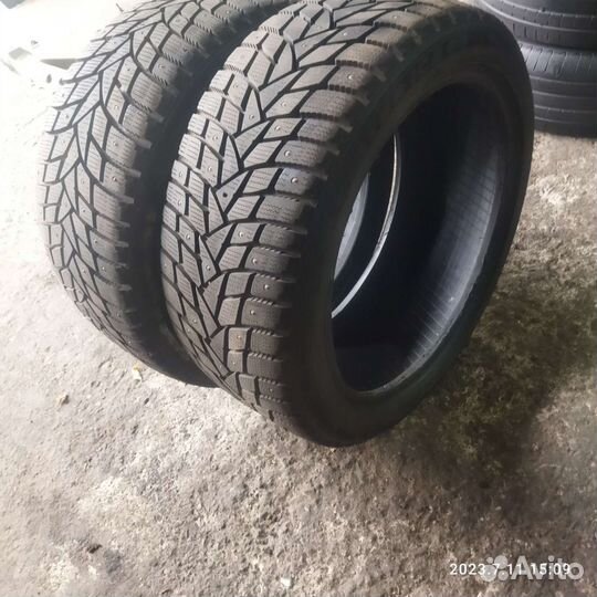 Dunlop SP Winter Ice 02 245/40 R18