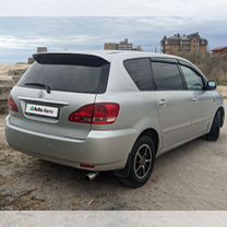 Toyota Avensis Verso 2.0 MT, 2003, 265 000 км, с пробегом, цена 830 000 руб.