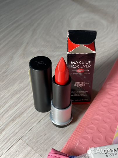 Дорожный набор косметики