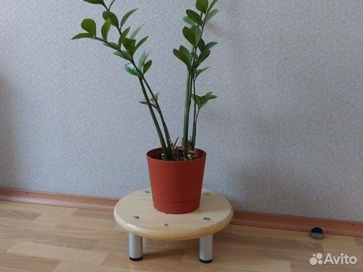 Подставка для цветов