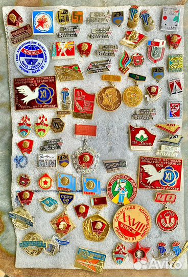 19 - значки влксм, пионерия, армия