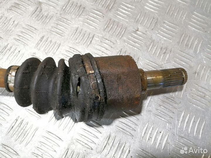 Полуось передняя левая Hyundai Getz 2002-2010