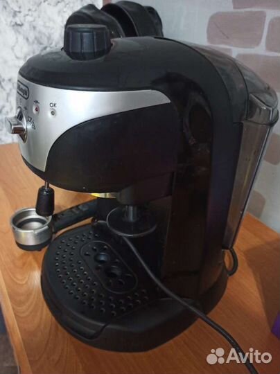 Кофеварка delonghi