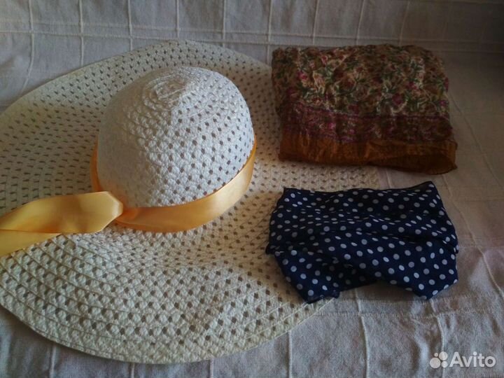 Шляпа женская с широкими полями