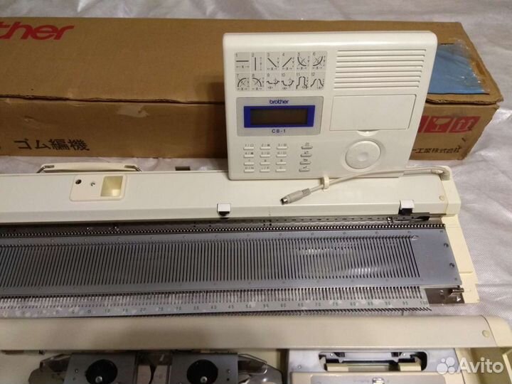 Двухфонтурная вязальная машина brother kh 970/890