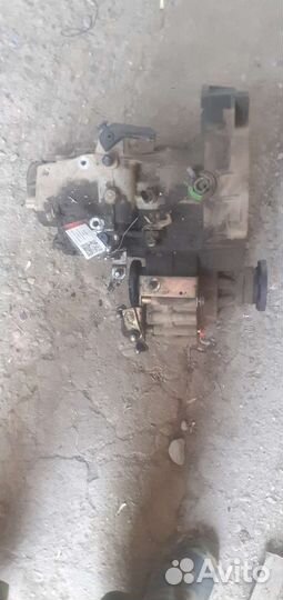 Коробка гольф4 1.4