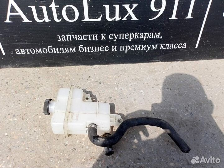 Toyota RAV4 50 2023 расширительный бачок