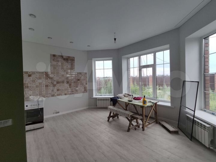 Дом 172 м² на участке 12 сот.