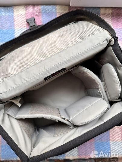 Сумка для камеры и объективов Lowepro