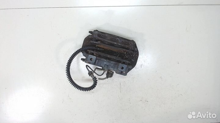 Суппорт Volkswagen Touareg, 2011