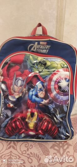 Рюкзак школьный