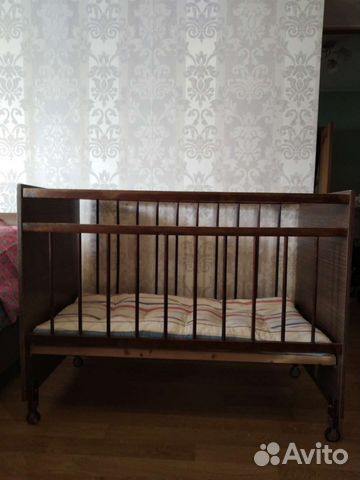 Детская кроватка