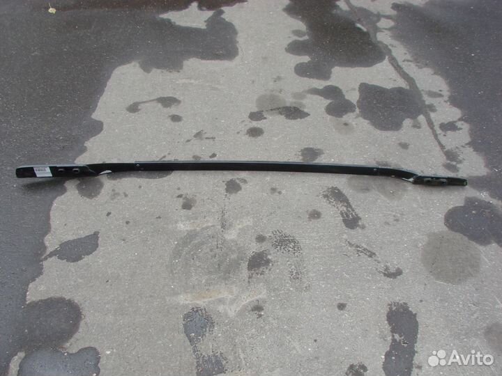 Рейлинг багажника левый lexus RX300 63470-0E010