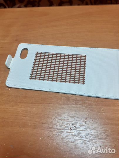 Продам чехол на телефон