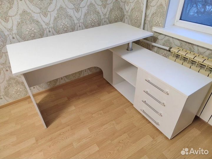 Стол компьютерный новый доставка