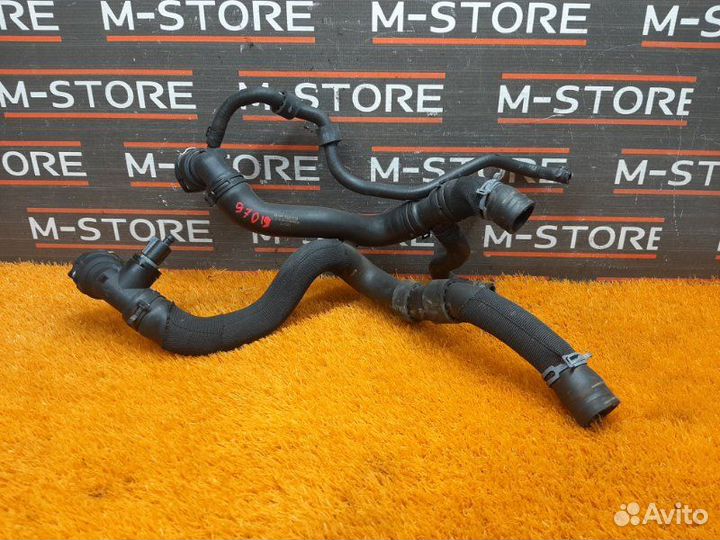 Патрубок системы охлаждения Volkswagen Passat B7