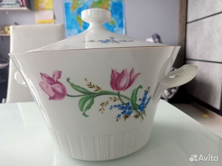 Супница фарфоровая из СССР