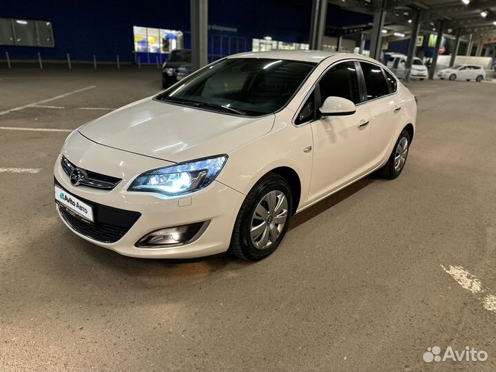 Opel Astra 1.6 AT, 2013, 88 150 км