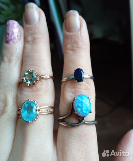 Кольца с опалами