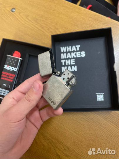 Зажигалка бензиновая zippo