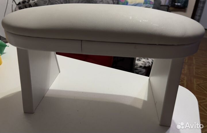 Подставка для маникюра