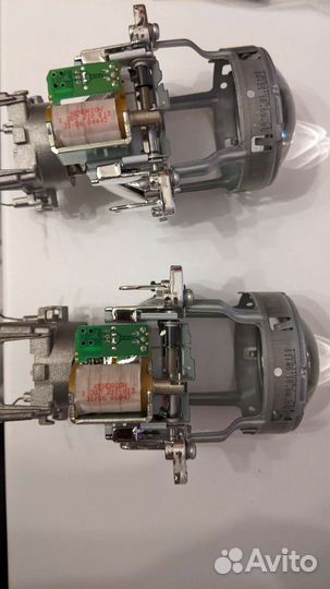 Галогеновые линзы Audi A3 8P 2006 оригинал б/у