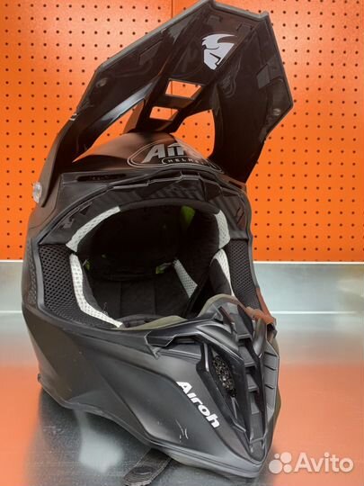 Шлем Airoh twist 2.0