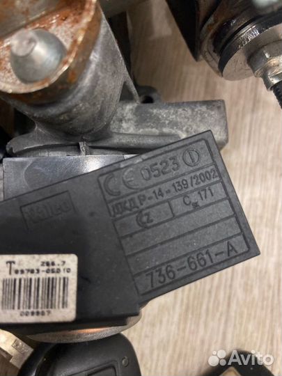 Замок зажигания Toyota Avensis T25 1zzfe 2007