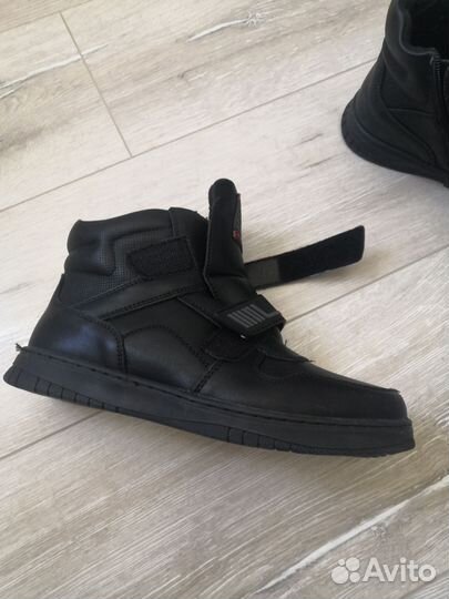 Новые демисезонные ботинки для мальчика 38 р-р