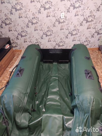 Лодка пилот-М320