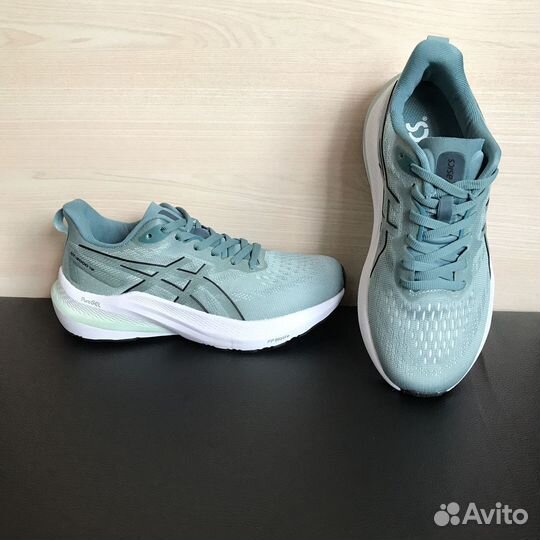 Кроссовки Asics женские зеленые летние