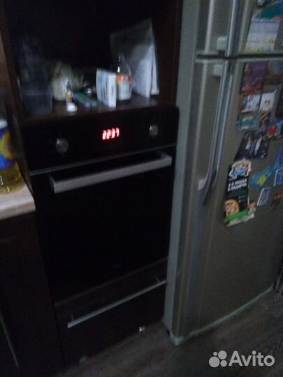 Духовой шкаф