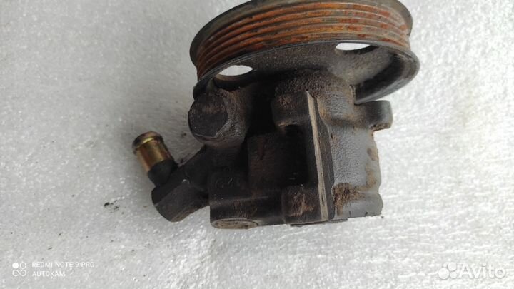 Насос гидроусилителя руля Ford Mondeo 2