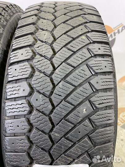 Gislaved Nord Frost 200 SUV 215/65 R16