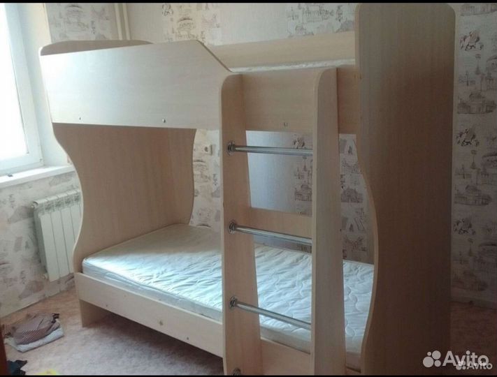 Двухъярусная кровать бу