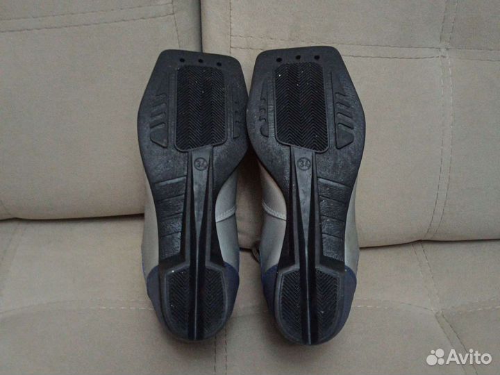 Лыжные ботинки 34 размер