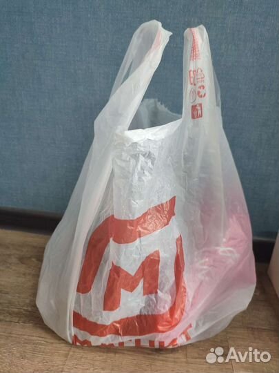 Вещи и обувь для Елены продано