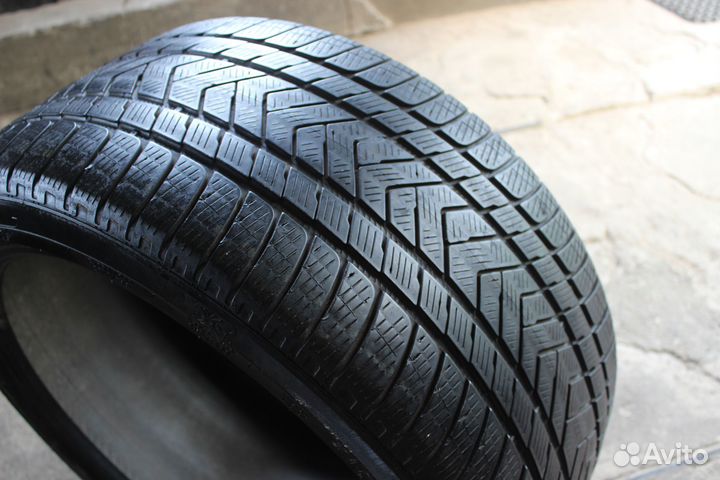 Pirelli Scorpion Winter 305/35 R21 109V