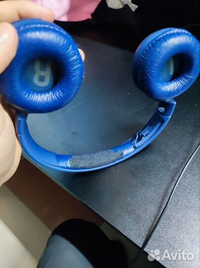 На запчасти Беспроводные наушники JBL tune 560bt