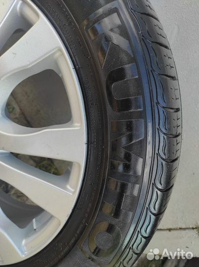 Продам литые диски с летней резиной