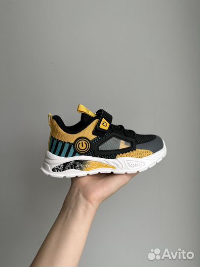 Кроссовки детские 29 размер Котофей