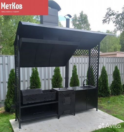 Беседка с мангалом