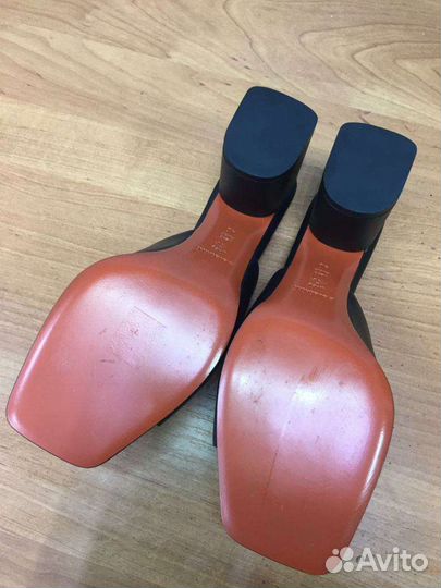 Профессиональная растяжка обуви