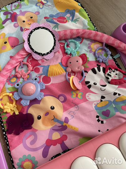 Игровой коврик с пианино fisher price розовый