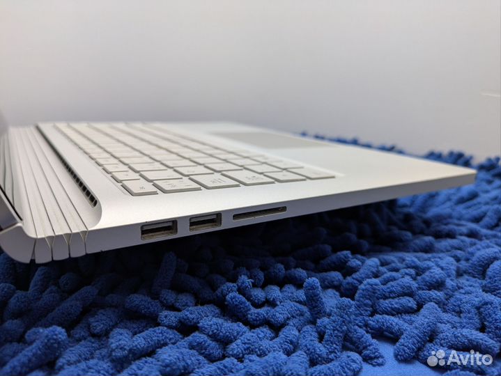 Ноутбук Microsoft Surface Book i7 16/1024 IPS